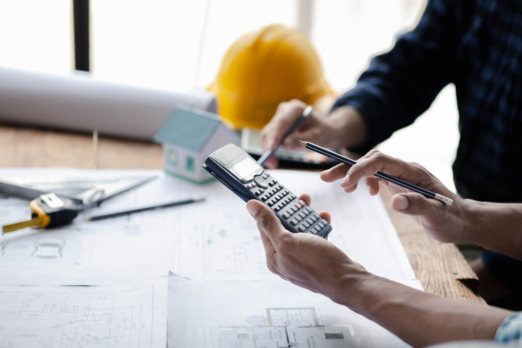 Избор на купувач между завършено жилище и имот по БДС